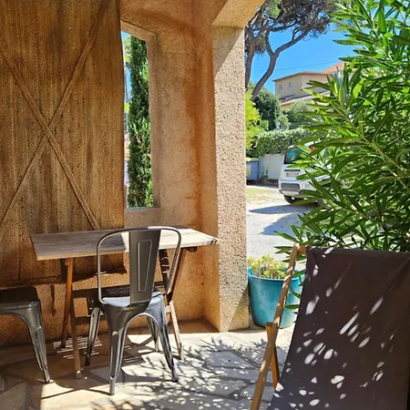 Li Cabanoun, Au Soleil Issambres à 3min De La à Pied Appartement